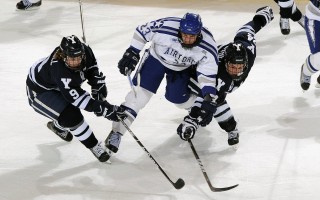 爱游戏网页版-蒋圣龙身价突破百万欧元大关，跻身中国球员历史第25位百万欧元俱乐部成员