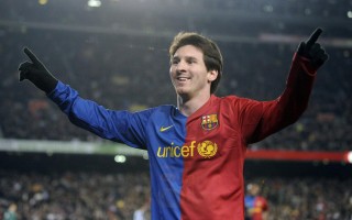 爱游戏在线_意甲保级生死战凌晨激燃！佛罗伦萨主场硬撼乌迪内斯，换帅垫底队绝境求逆袭