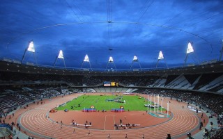 爱游戏：全员到齐！拜仁欧冠决战前仅缺穆西亚拉，全员训练展露冠军相